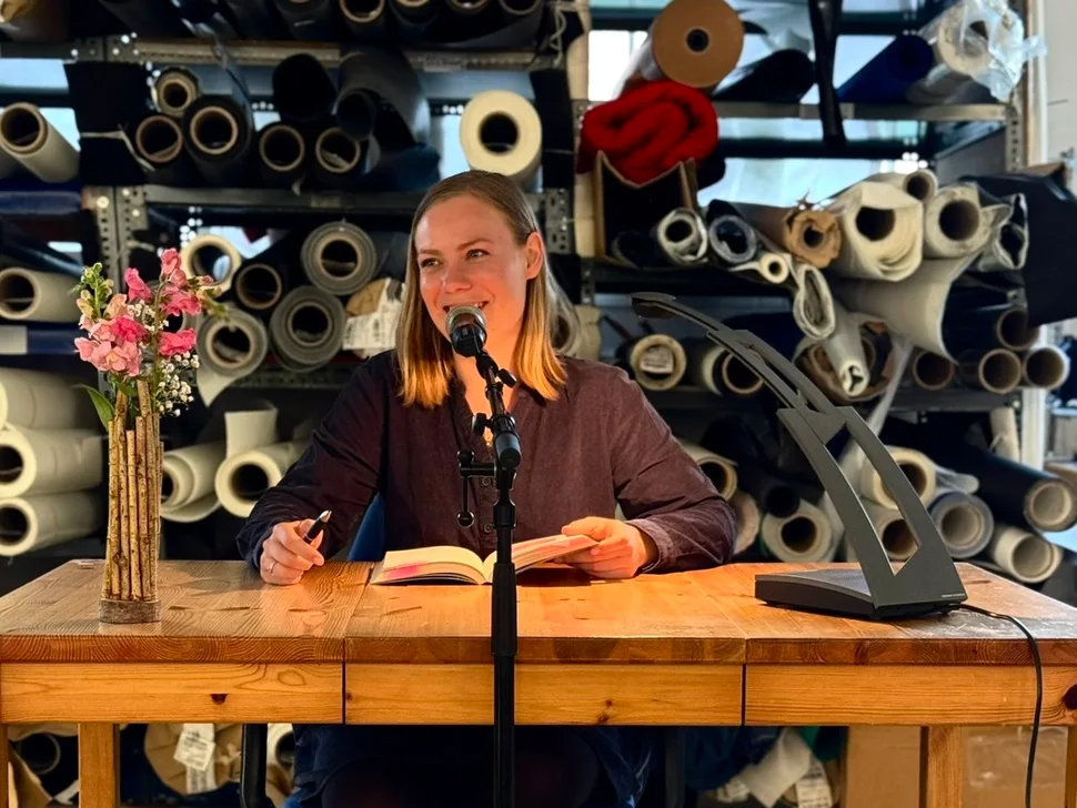 Jessica Benjatschek – Lesung an besonderen Orten, in Segeltuchfabrik